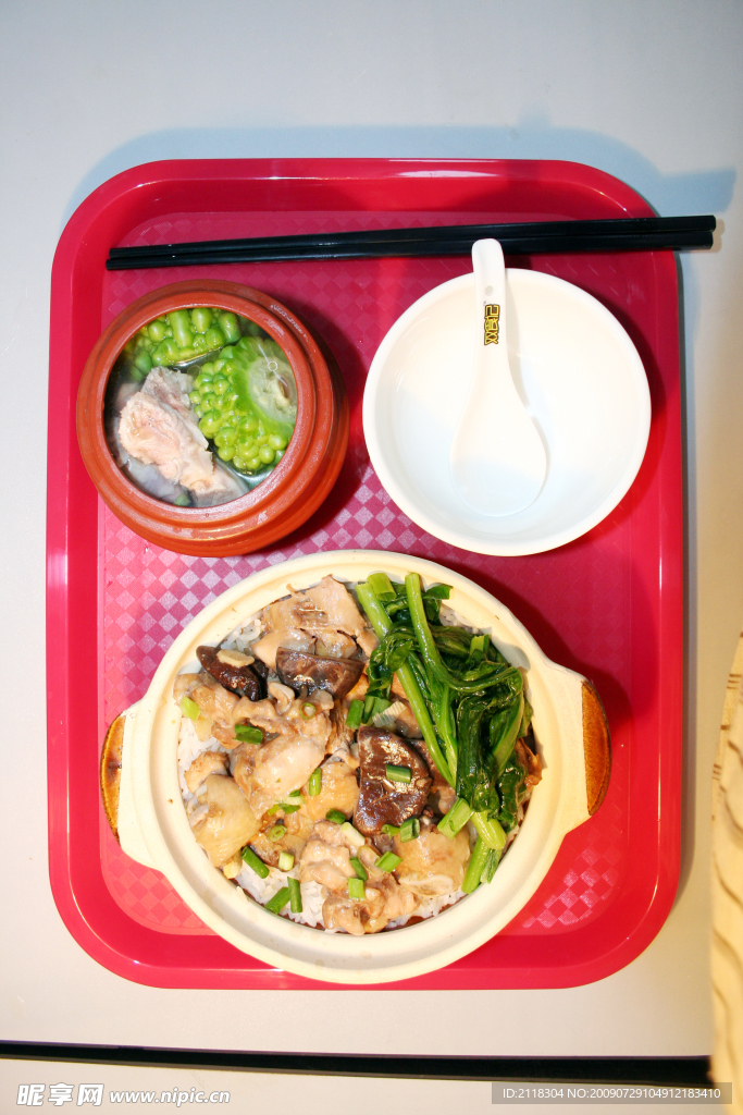 煲仔饭