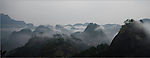 雨后山景