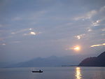 泸沽湖日出
