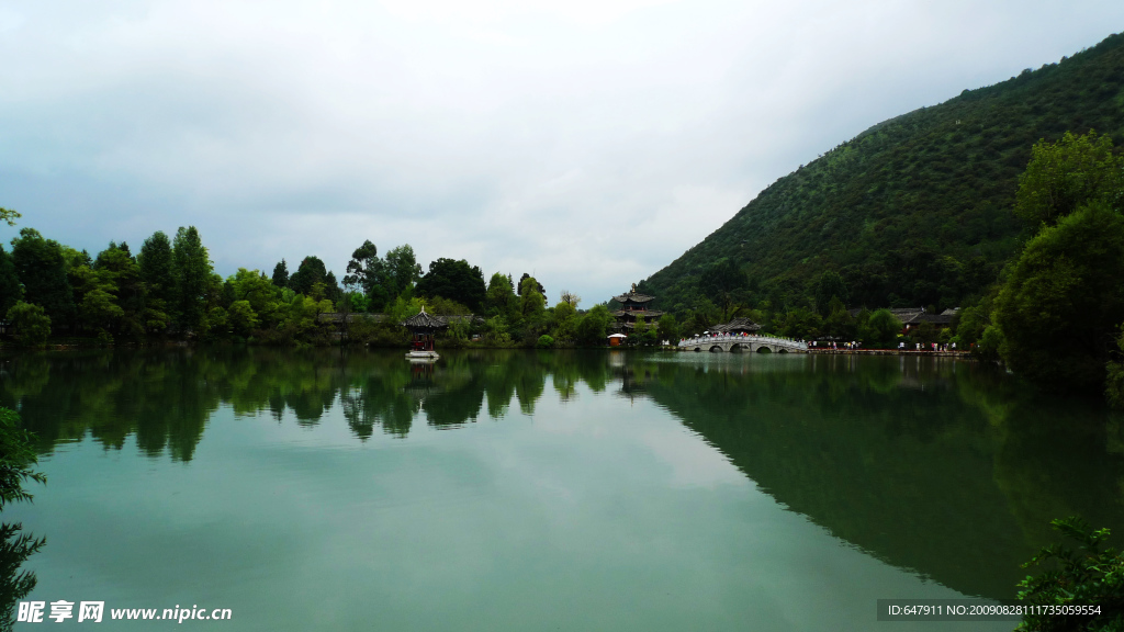 黑龙潭