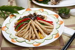 黄鳝丝炒茶树菇