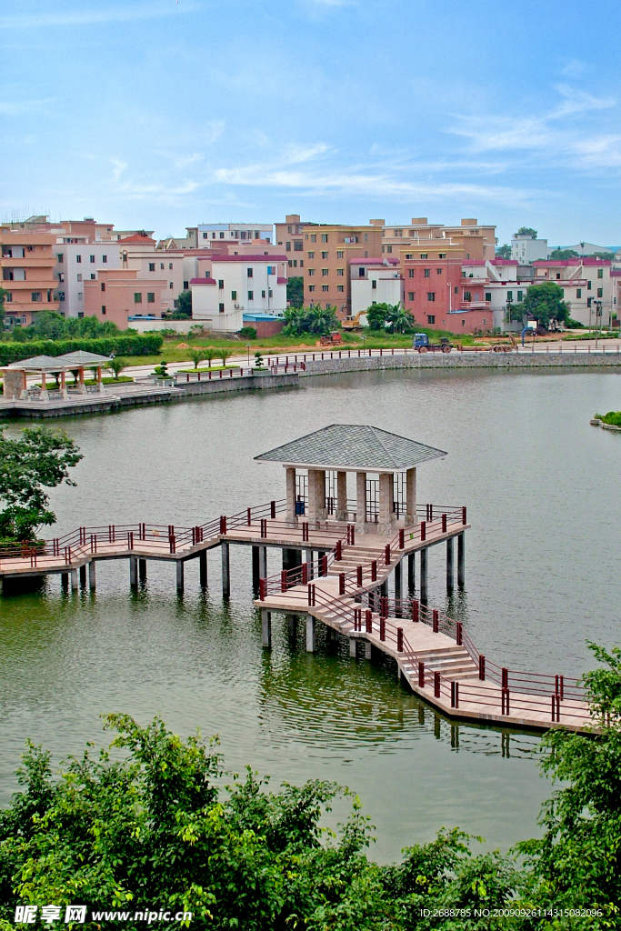 近水楼台