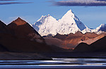 珠穆朗玛峰 珠峰 山水 西藏 日喀则 山峰 湖泊