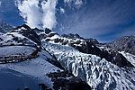 云雾雪山