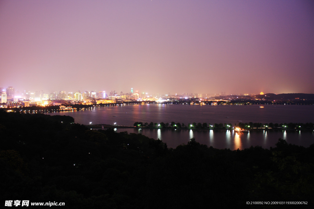 西湖夜景