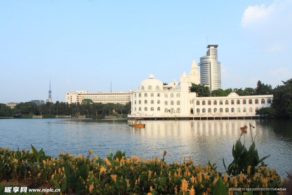 广州流花湖公园内唐苑酒家