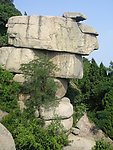 山石