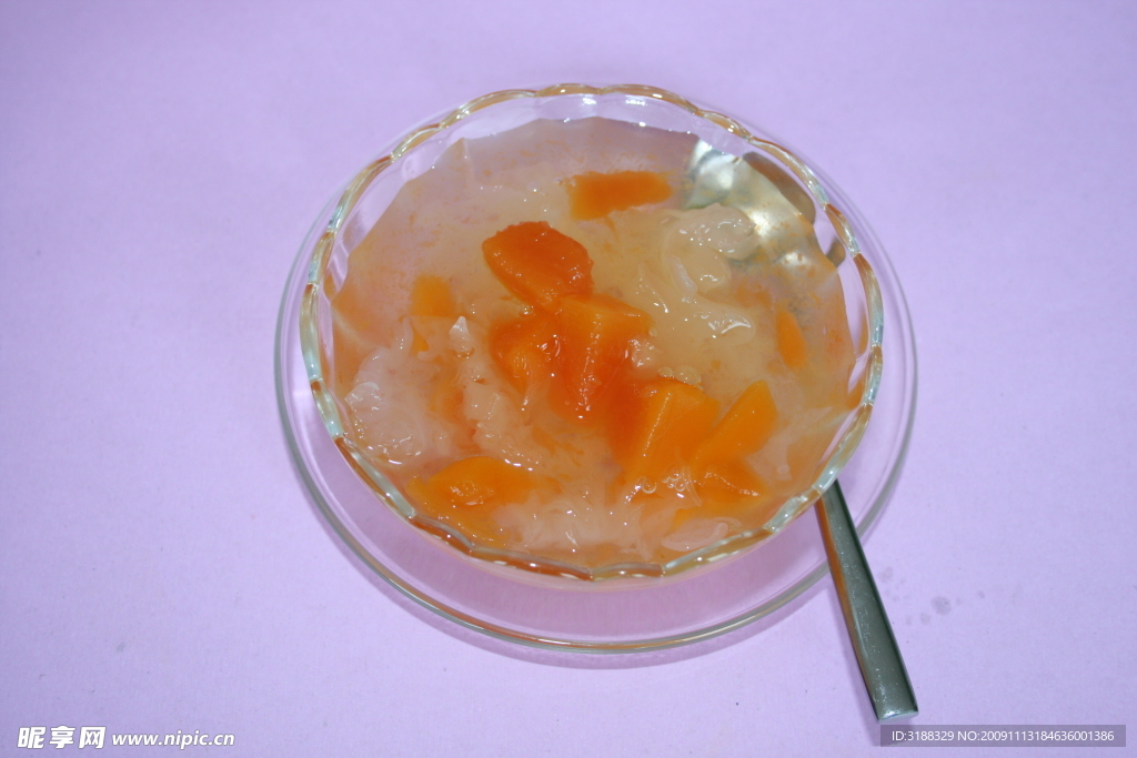冰糖雪耳炖木瓜