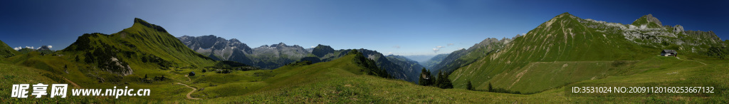 群山 蓝天 绿地 草原 远景 绿色