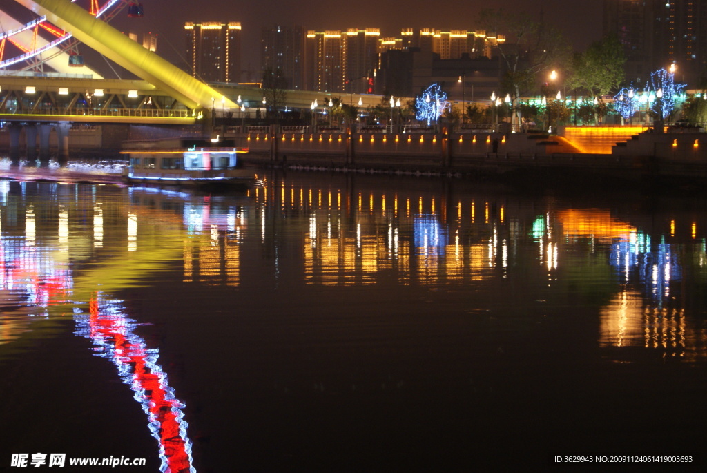 海河夜色画卷