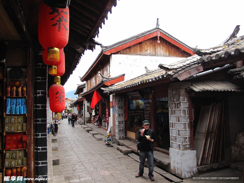 丽江 古城 云南 旅游 街道 石板路 游人 灯笼 茶 茶叶古建筑