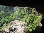 山洞