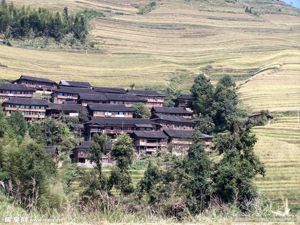 山村风光