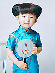 可爱幼童