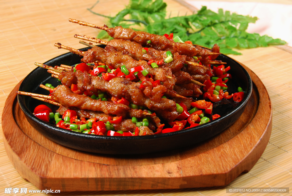 铁板串串兔
