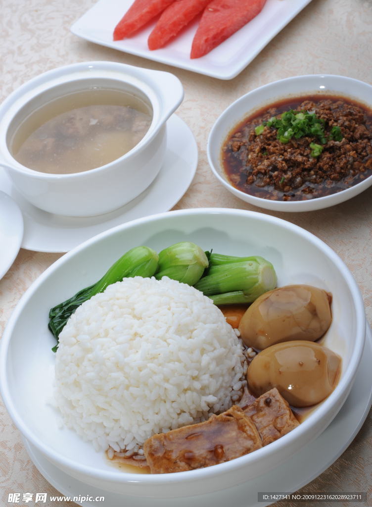 鲁肉钣套餐