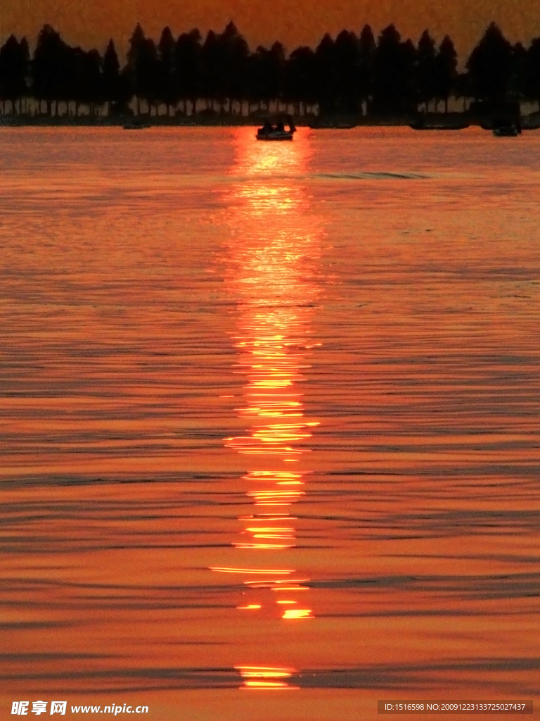 夕阳西下