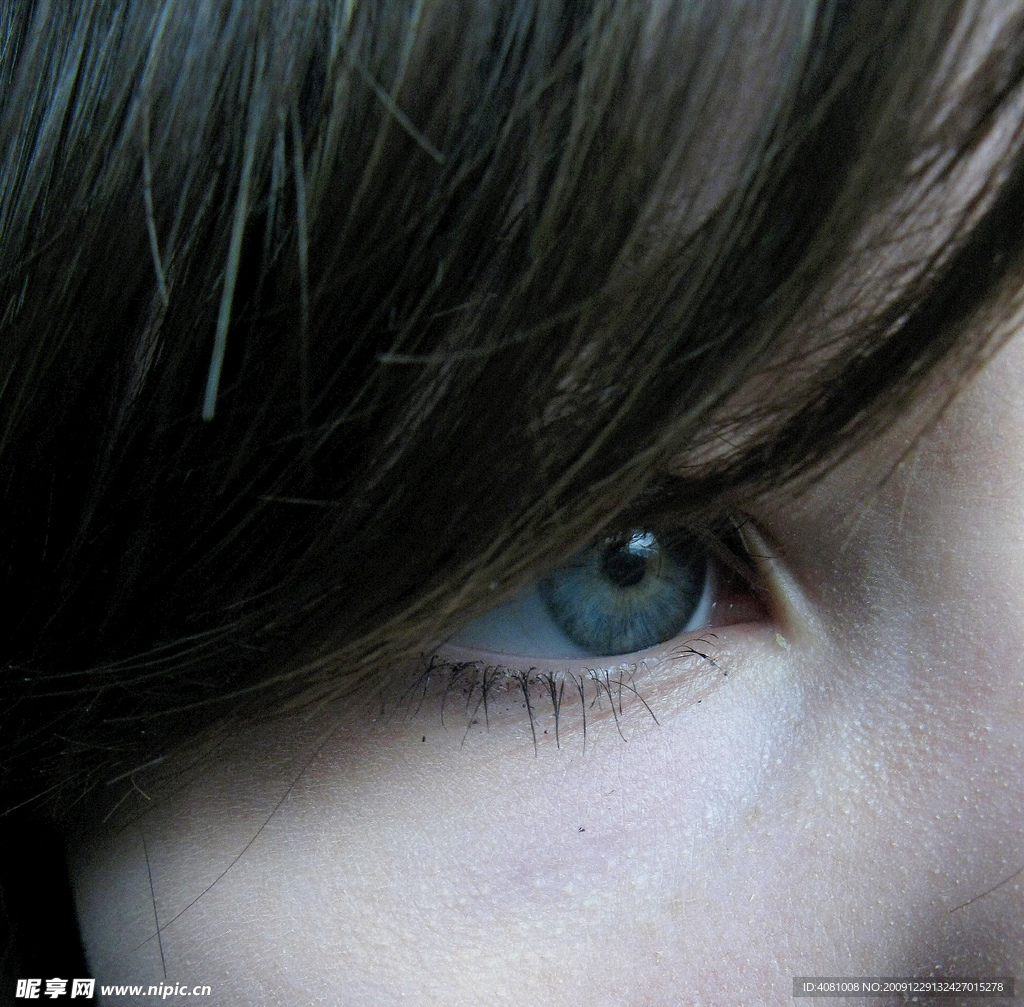 隐形眼镜