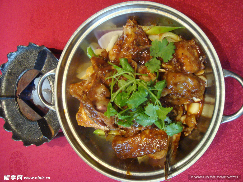 农家土菜 肉骨头锅仔干锅