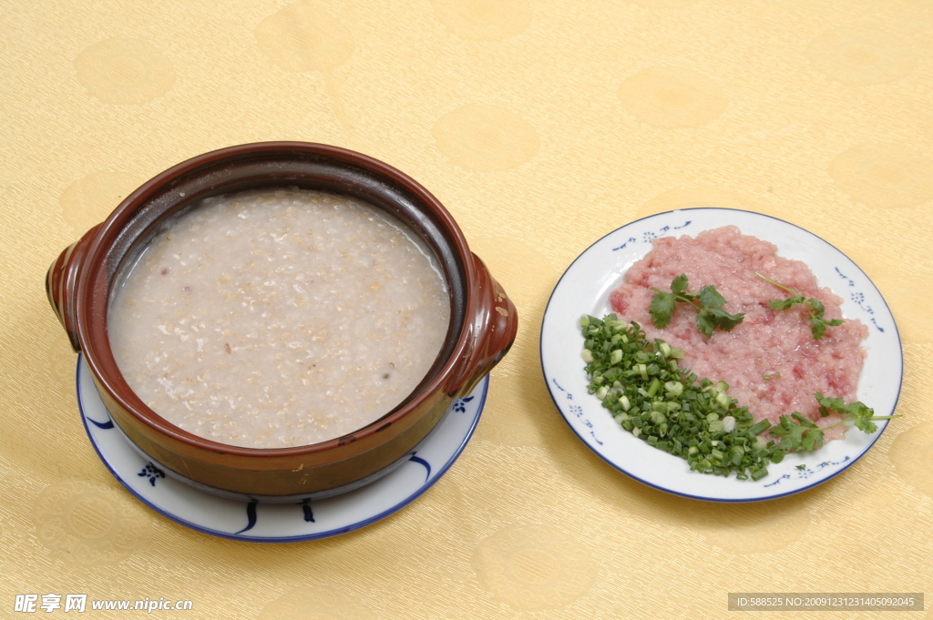 香葱肉碎小米粥