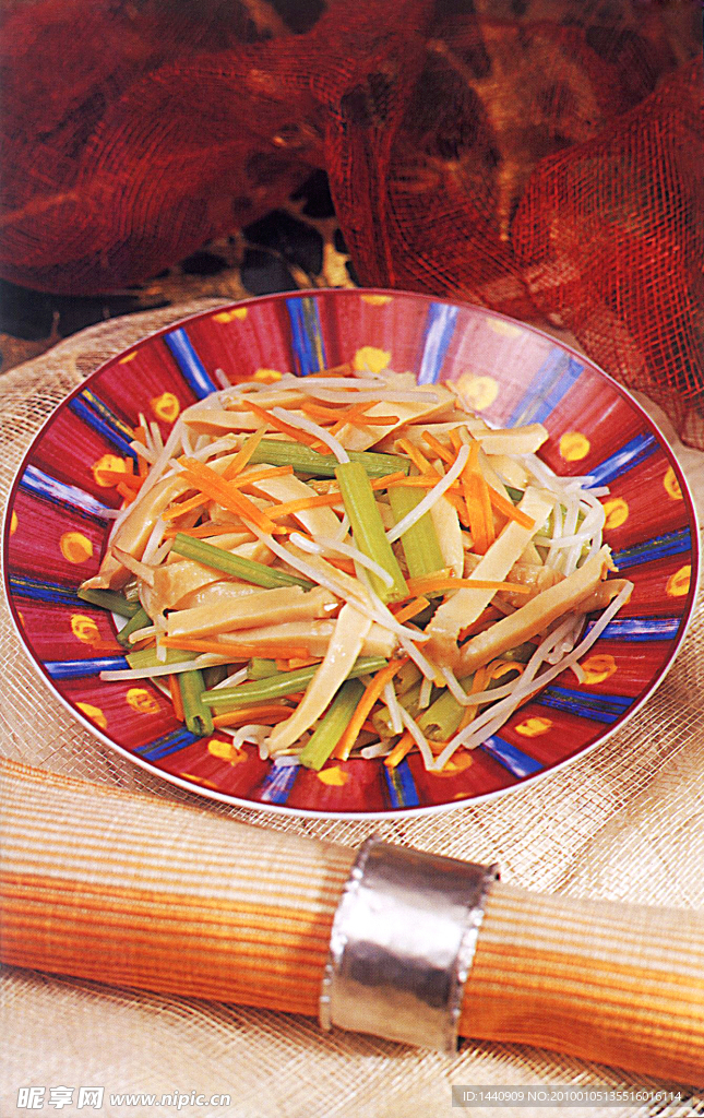 香芹鲍鱼丝