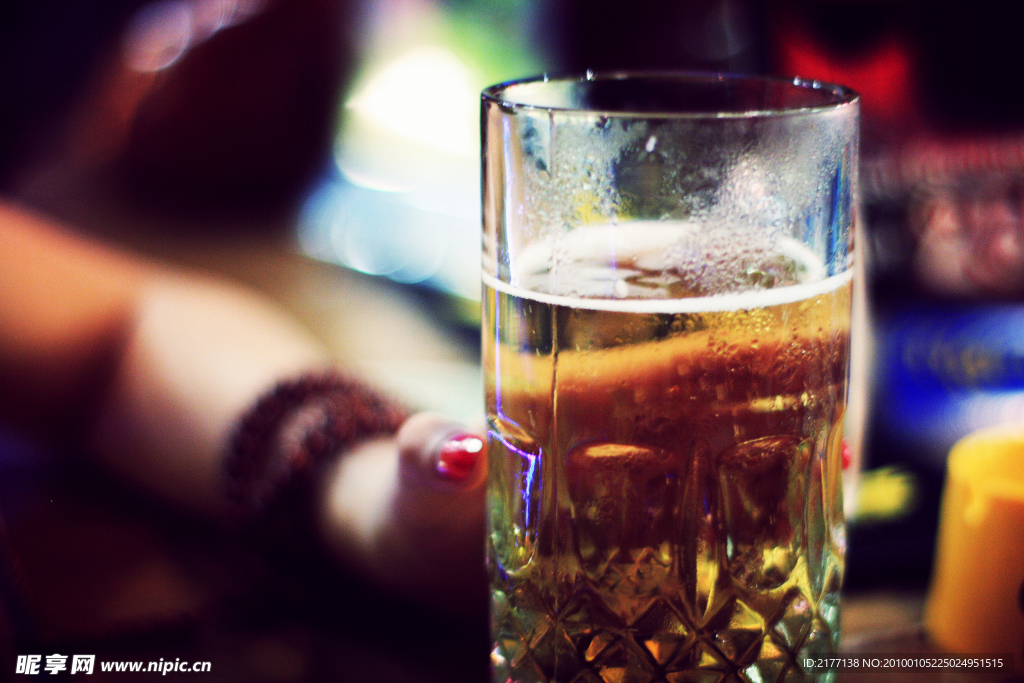 酒杯