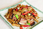 筒笋炒腊肉
