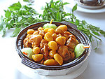 板栗线鸡煲