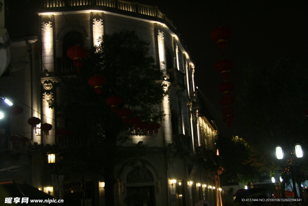 南宋御前街夜景