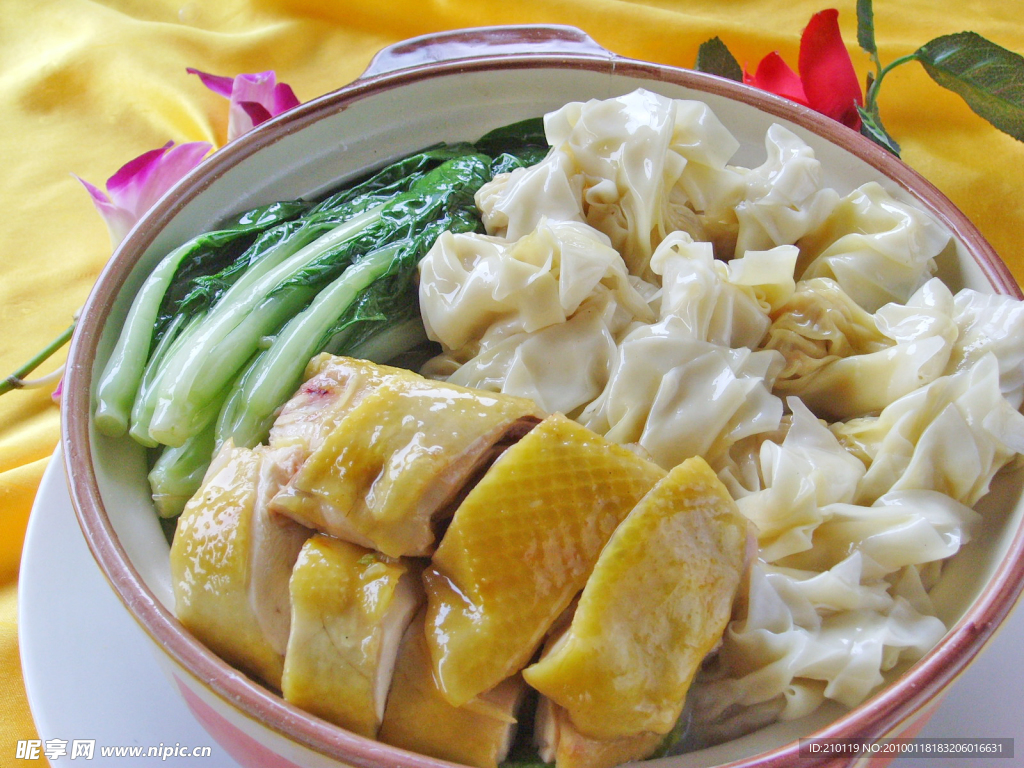 煲仔云吞鸡