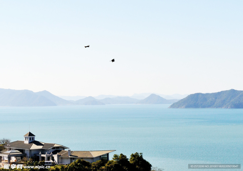 湖光山色