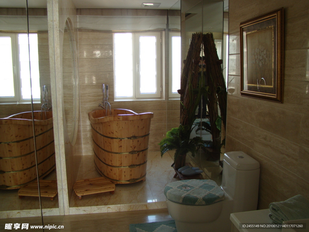 家居浴室图片
