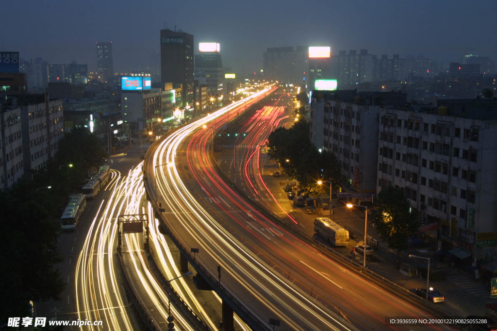 城市公路夜景