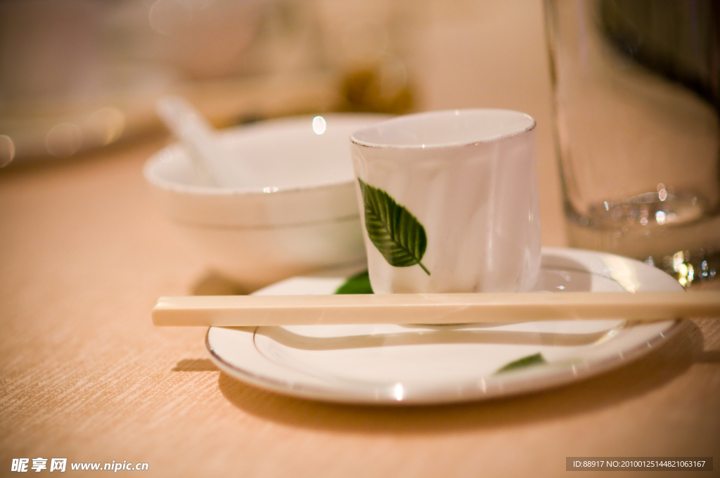 餐具