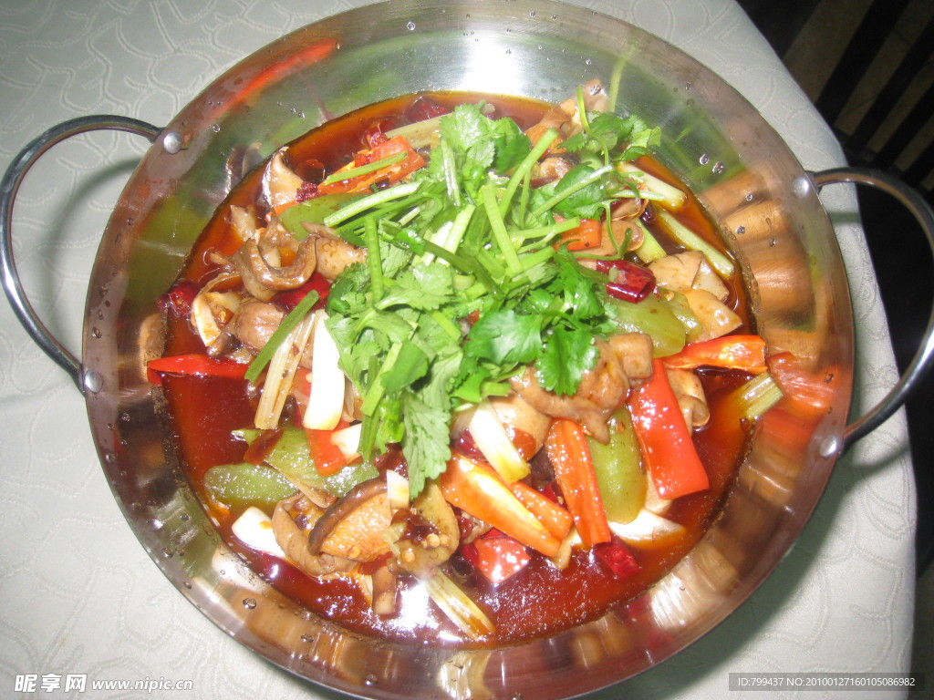 锅仔肥肠
