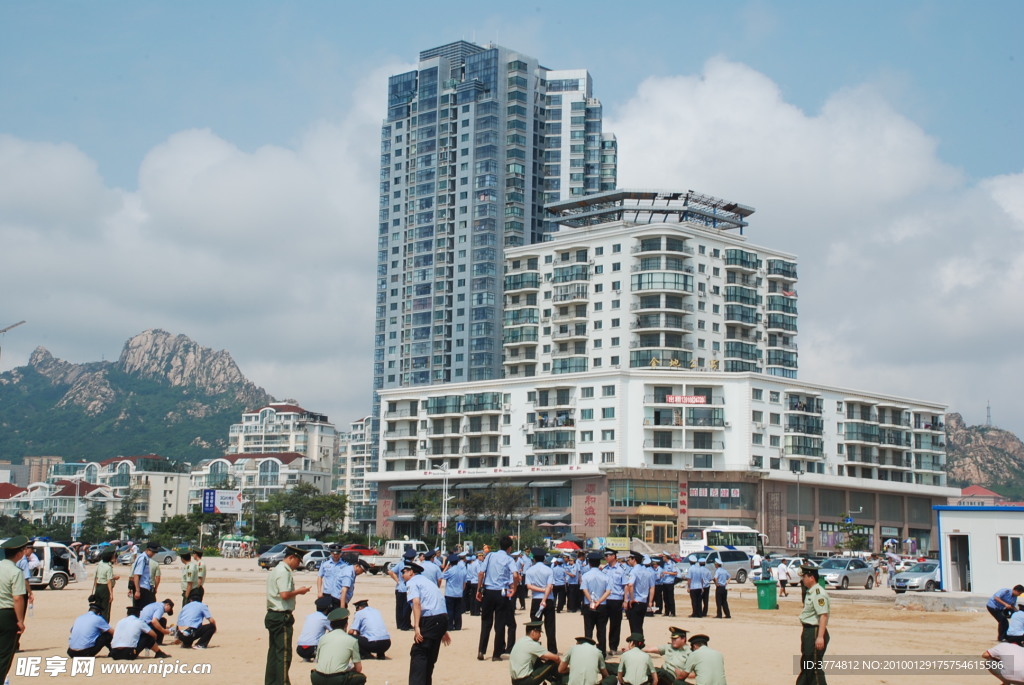 青岛石老人海水浴场