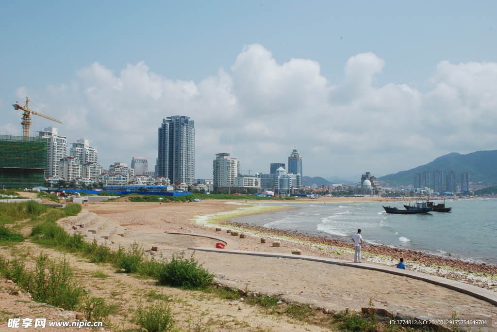 青岛石老人海水浴场