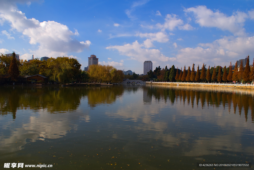 翠湖全景