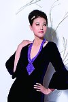 周海媚
