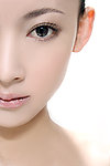 亚洲美女