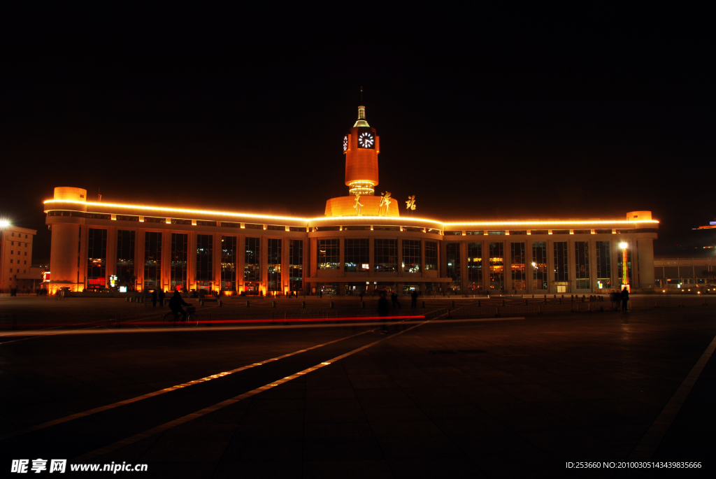 天津站 夜景