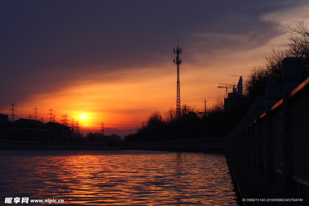 夕阳水景