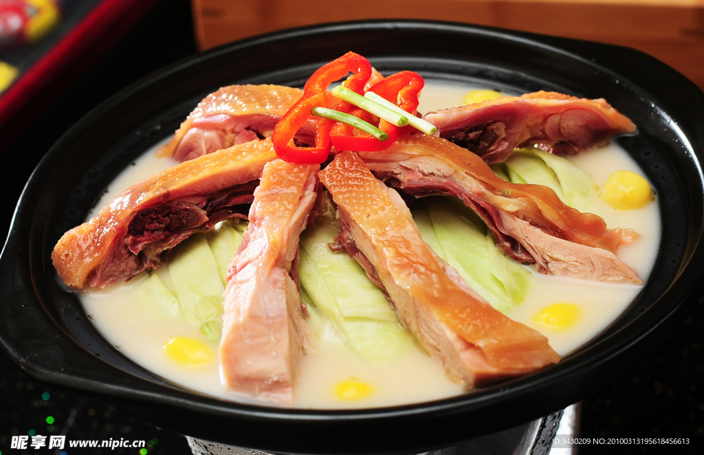 特色玉扣白菜风干鸡