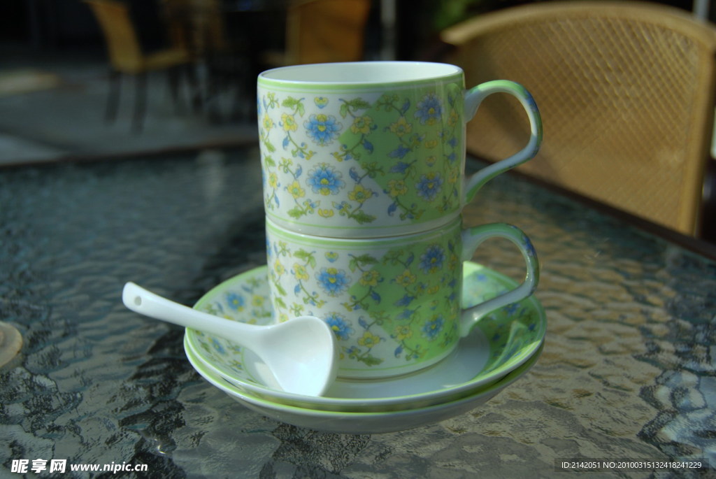 绿花咖啡杯