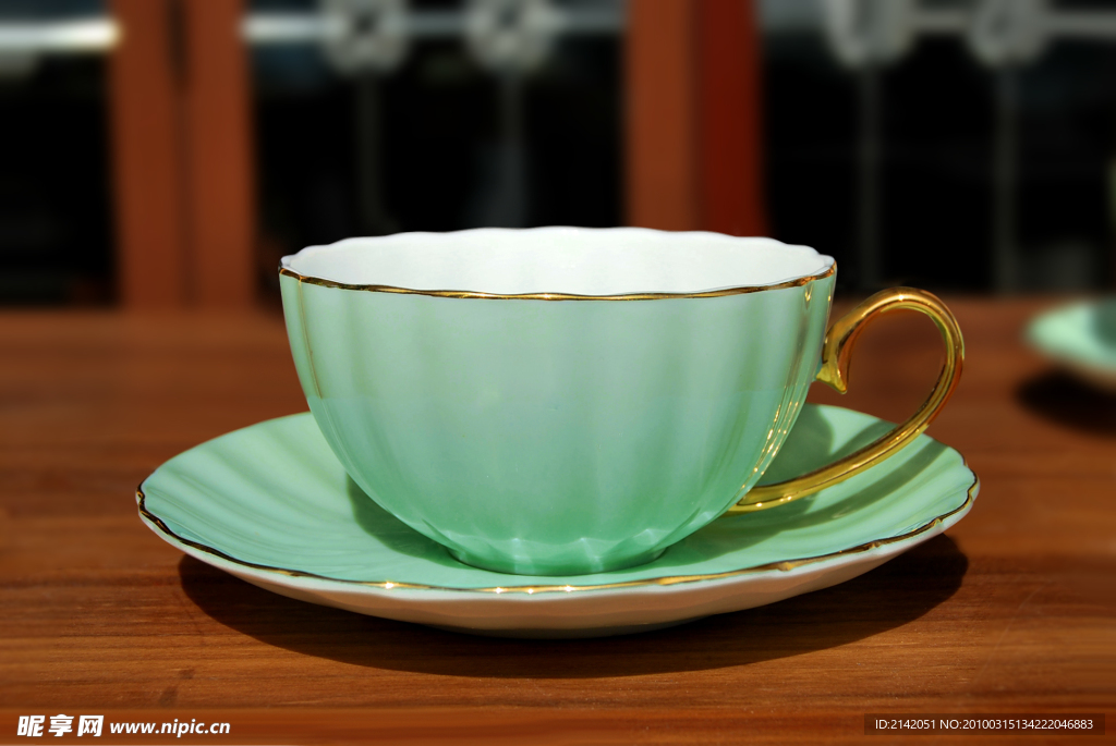 绿咖啡杯