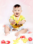 可爱幼童