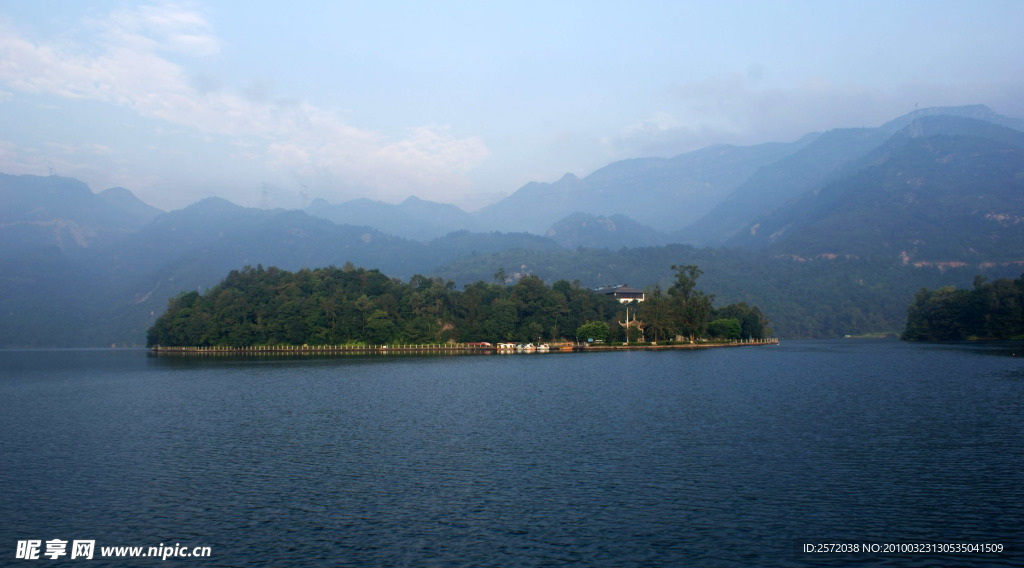 湖景