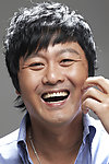 微笑的男人