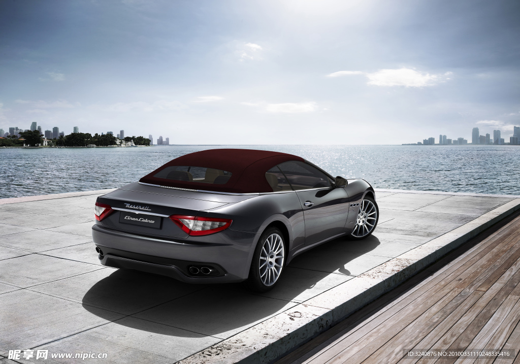 玛莎拉蒂Maserati GranCabrio