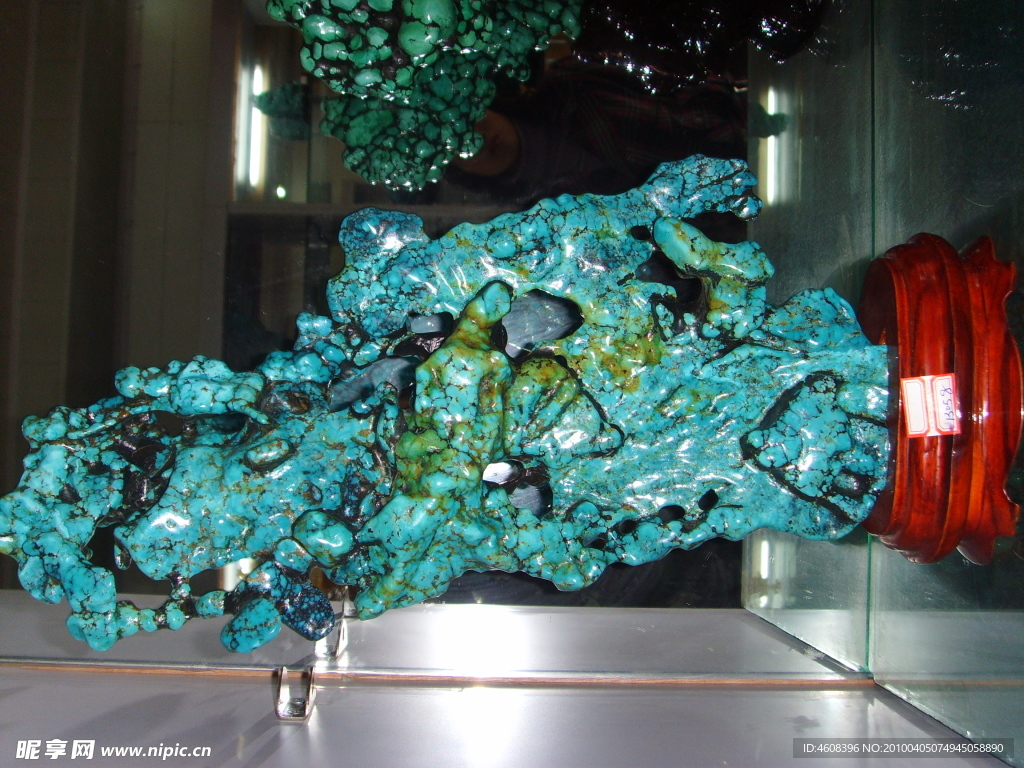 绿松石——自然界最美的宝石之一，也是四大名玉之一的宝石！|绿松石|宝石|矿物_新浪新闻